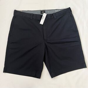 J.Crew NWT 9 inch stretch chino shorts men’s size 35 waist navy blue
